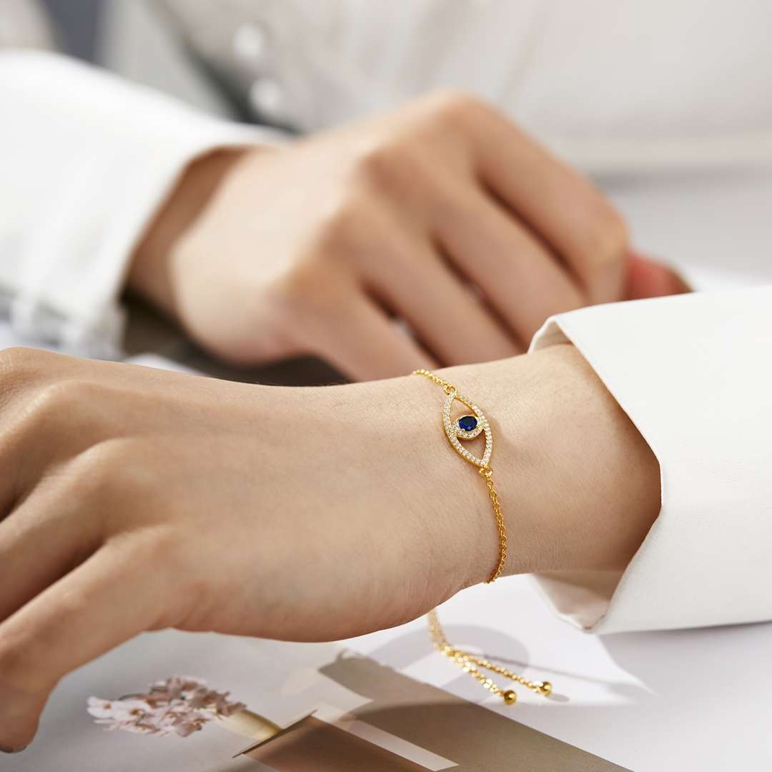 [Royal Jewellery]Devil's Eye Hollow Design Bracelet