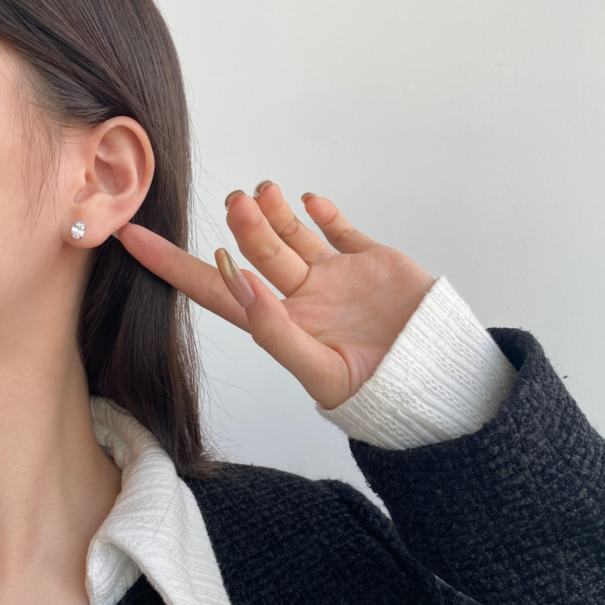[Royal Jewellery]Oval Classic Dignified Elegant Earrings