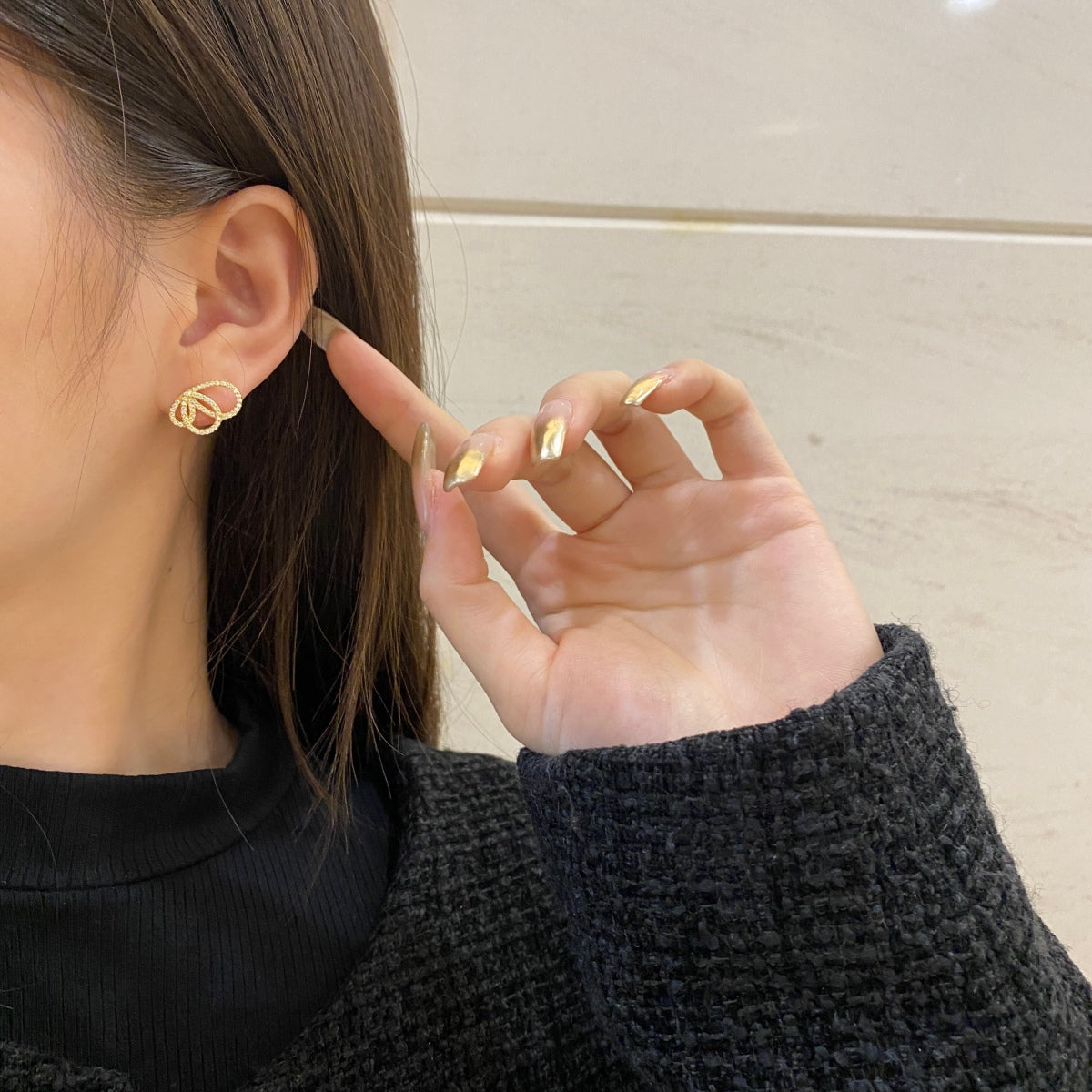 [Royal Jewellery]Exquisite Butterfly Shape Earrings