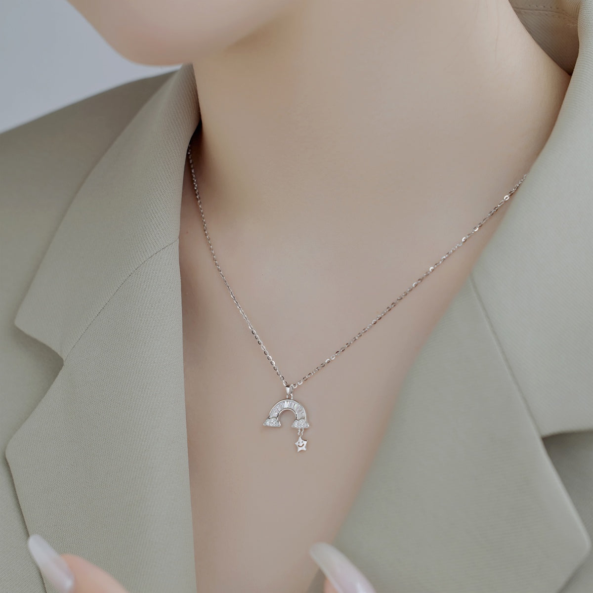 [Royal Jewellery]Unique Rainbow Star Necklace