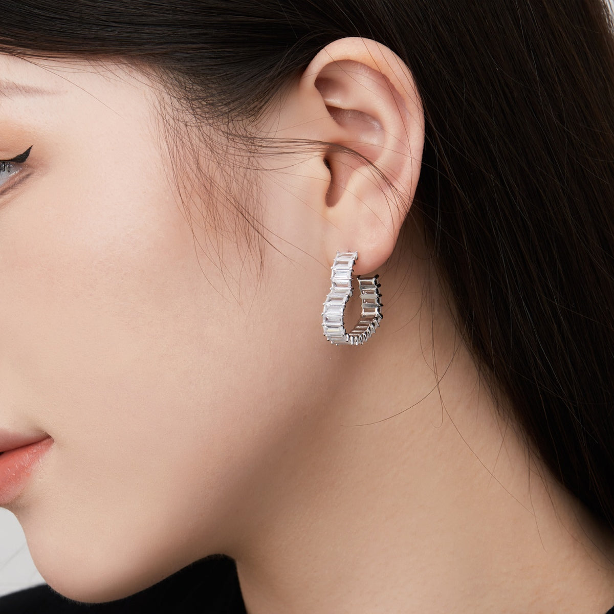 [Royal Jewellery]Radiant Heart Cutout Earrings