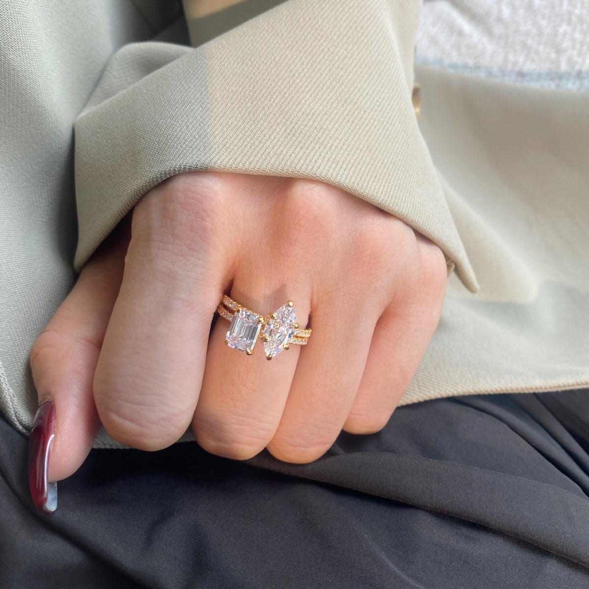[Royal Jewellery]2.0 Carat Scintillating Ornate Radiant Cut Party Ring