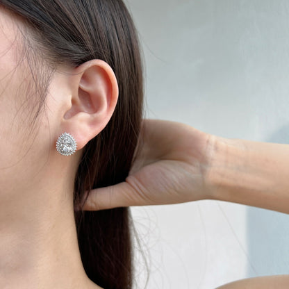 [Royal Jewellery]Delicate Gorgeous Pear Cut Daily Earrings