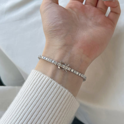 [Royal Jewellery]Dainty Charming Round Cut Tennis Bracelet