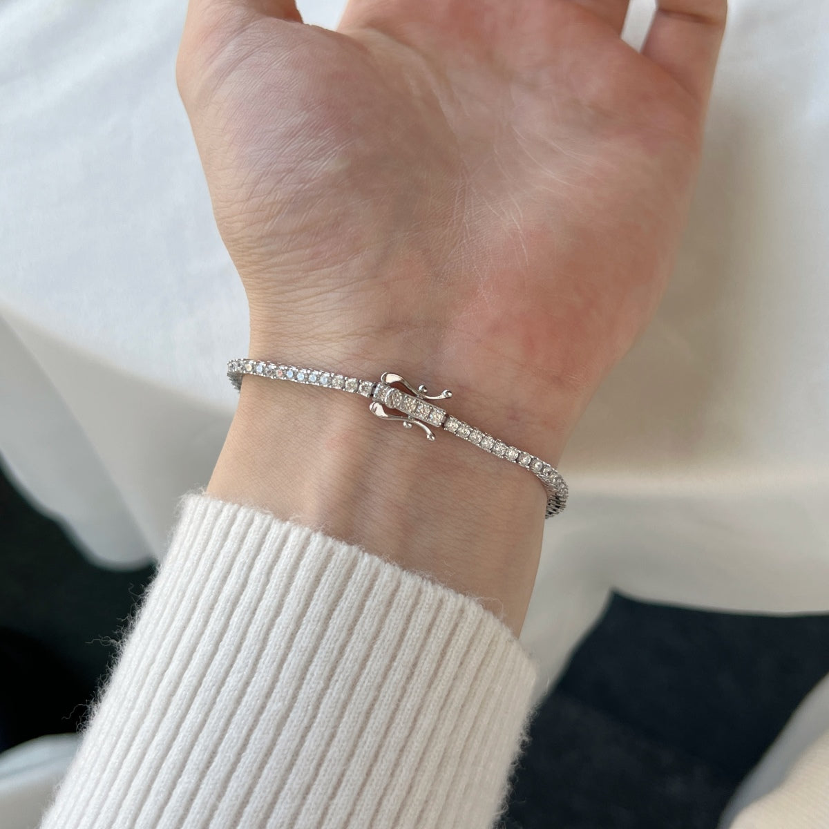 [Royal Jewellery]Dazzling Exquisite Round Cut Daily Bracelet