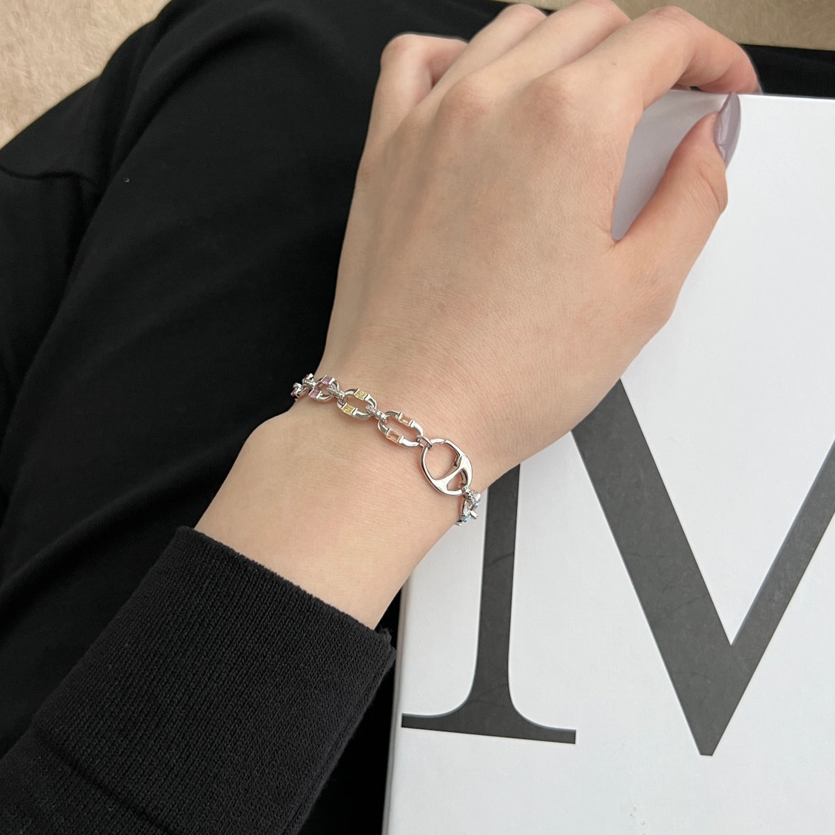 [Royal Jewellery]Dazzling Colorful Daily Bracelet