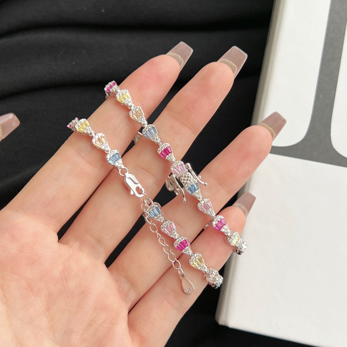 [Royal Jewellery]Radiant Water Drop Shape Daily Bracelet