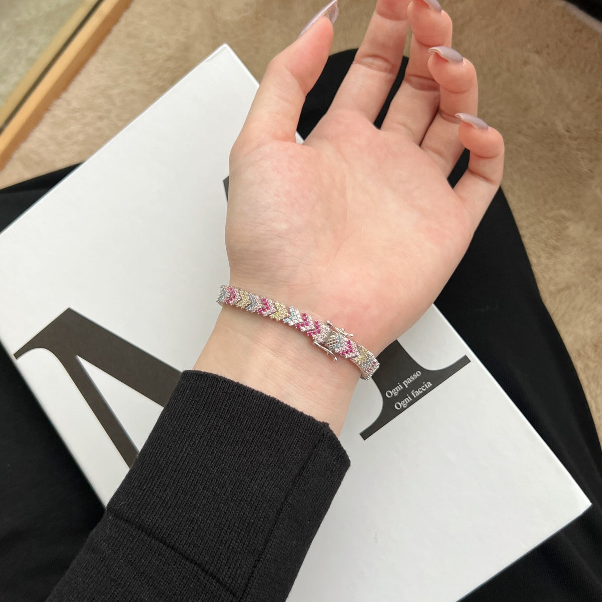 [Royal Jewellery]Ornate Sparkling Round Cut Party Bracelet