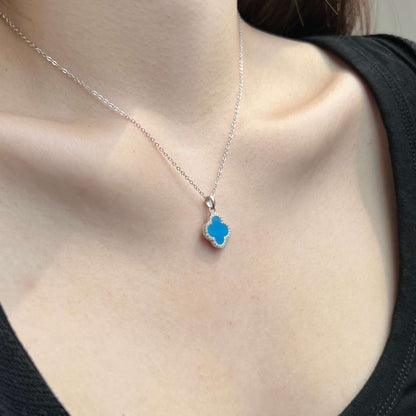 [Royal Jewellery]Dainty Flower Shape Necklace