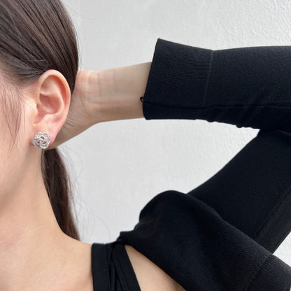 [Royal Jewellery]Exquisite Flower Shape Daily Earrings