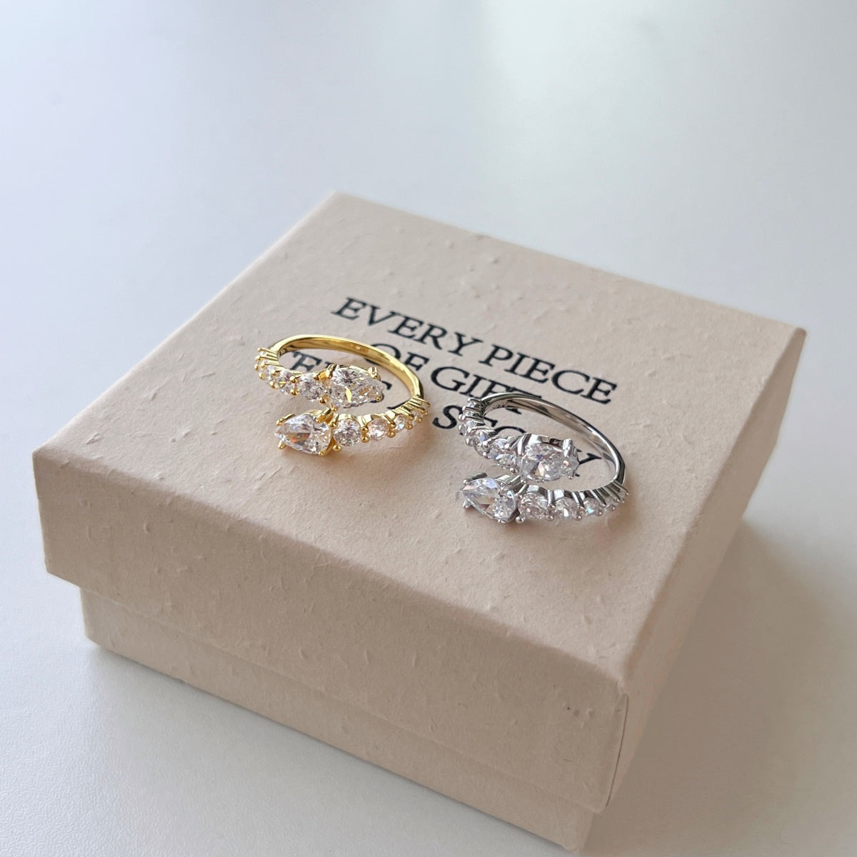 [Royal Jewellery]Delicate Lively Snake Shape Daily Ring