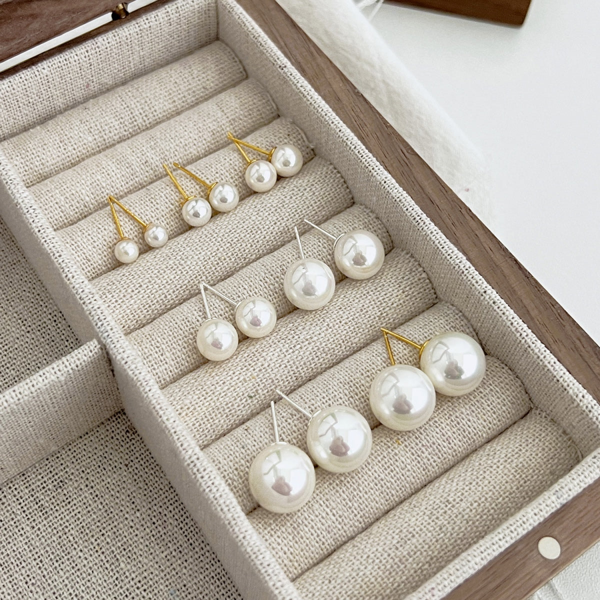 [Royal Jewellery]Delicate Pearl Earrings