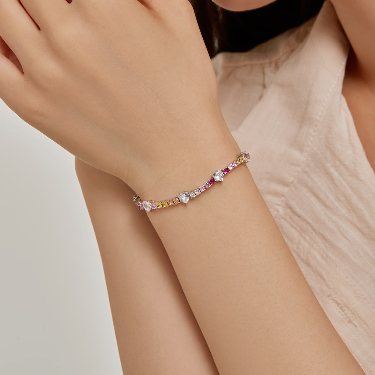 [Royal Jewellery]Romantic Heart Shape Round Cut Lover Bracelet