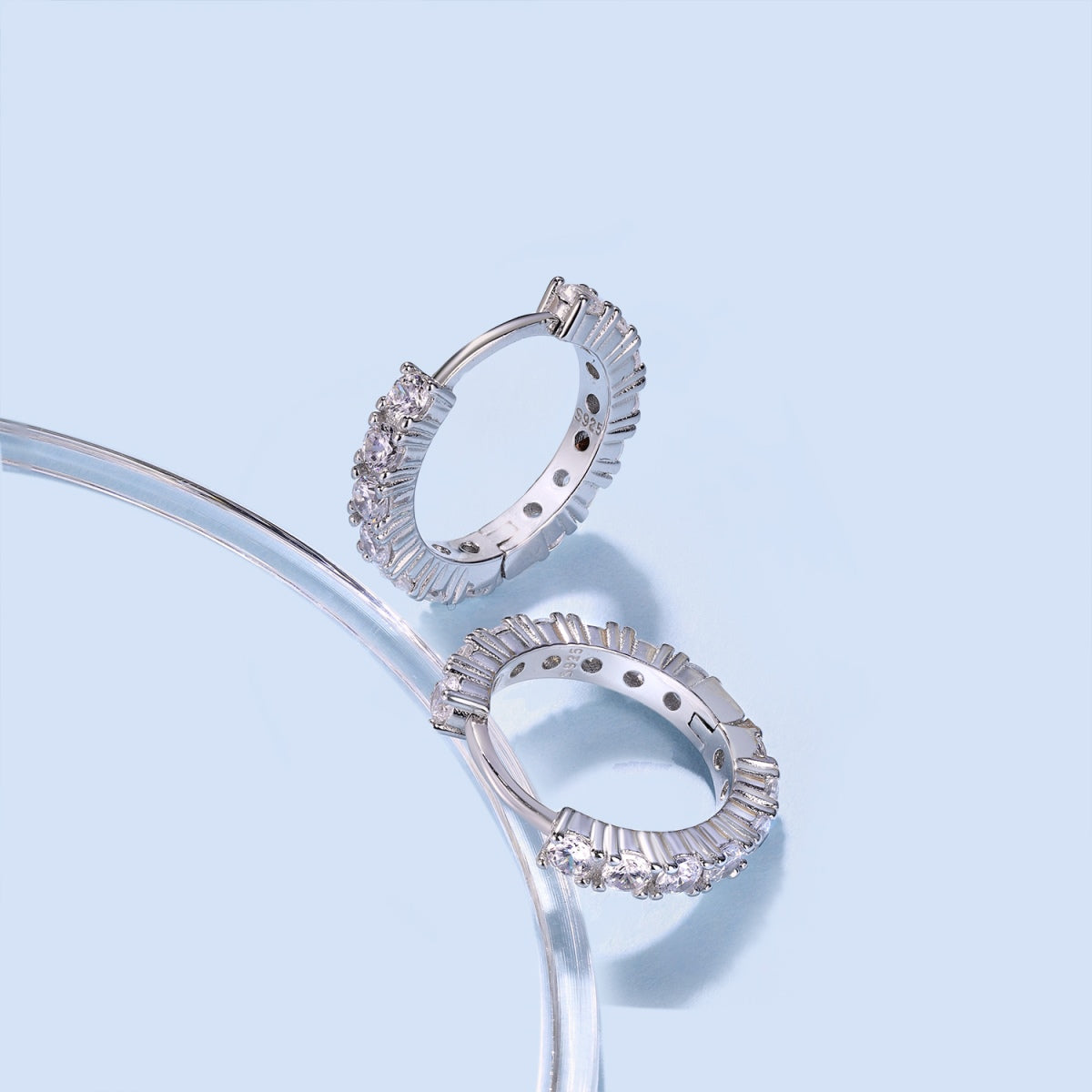 [Royal Jewellery]Radiant Colorful Round Cut Earrings