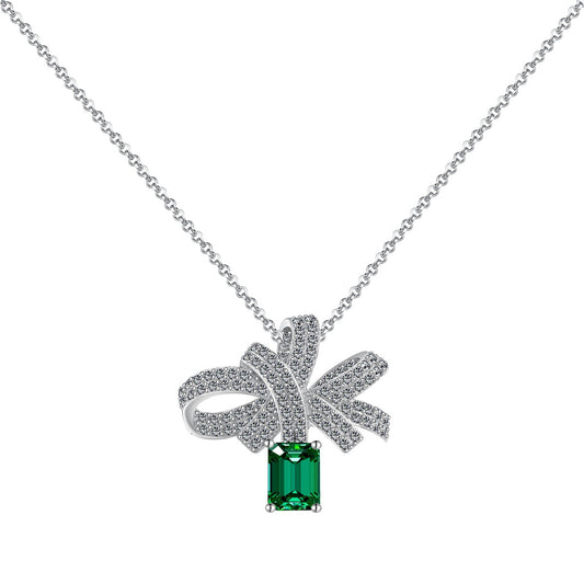 [Royal Jewellery]Luxurious Flower Shape Emerald Cut Necklace