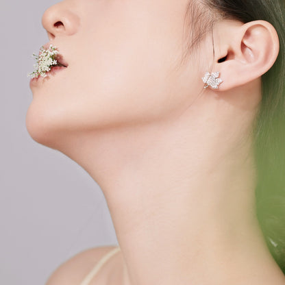 [Royal Jewellery]Exquisite Maple Leaf Design Earrings