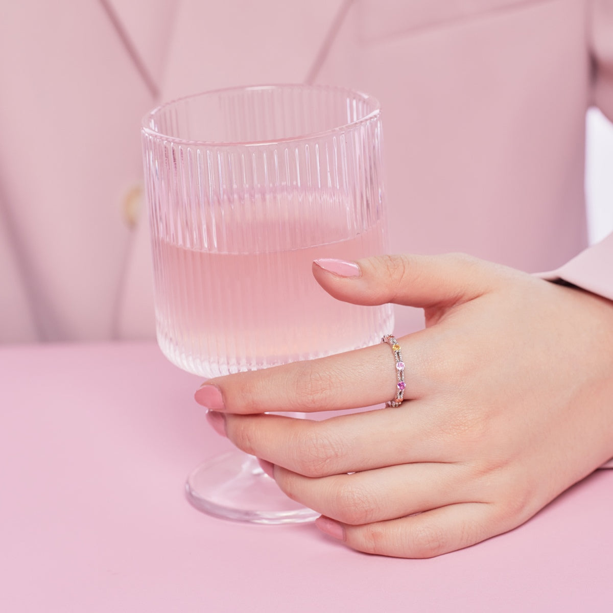 [Royal Jewellery]Sparkling Colorful Round Cut Tennis Ring