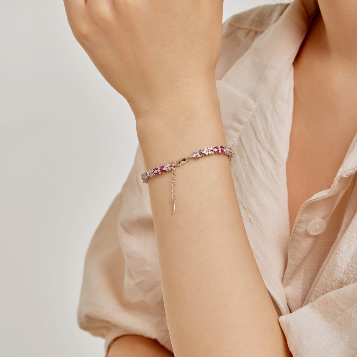 [Royal Jewellery]Unique Colorful Butterfly Shape Party Bracelet