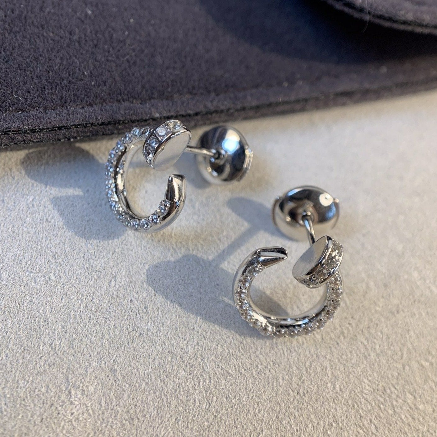 [ROYAL]JUSTE EARRINGS SILVER DIAMONDS