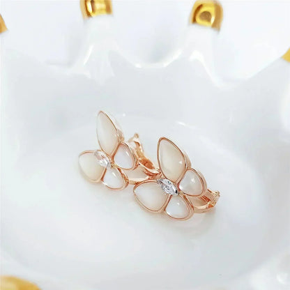 [ROYAL]BUTTERFLY MOP DIAMOND EARRINGS