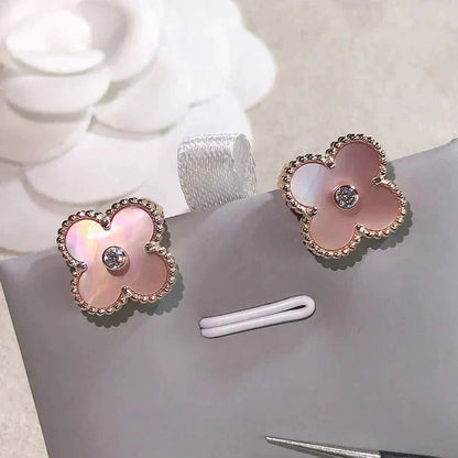 [ROYAL]CLOVER MEDIUM 1 MOTIFS  PINK MOP DIAMOND EARRINGS