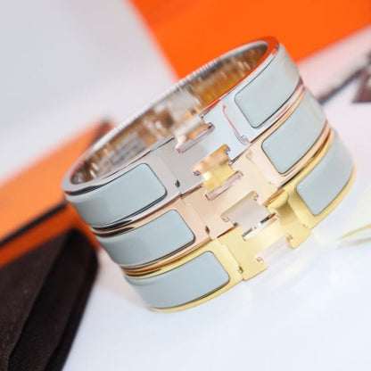 [Royal Jewellery]H LIGHT BLUE BRACELET