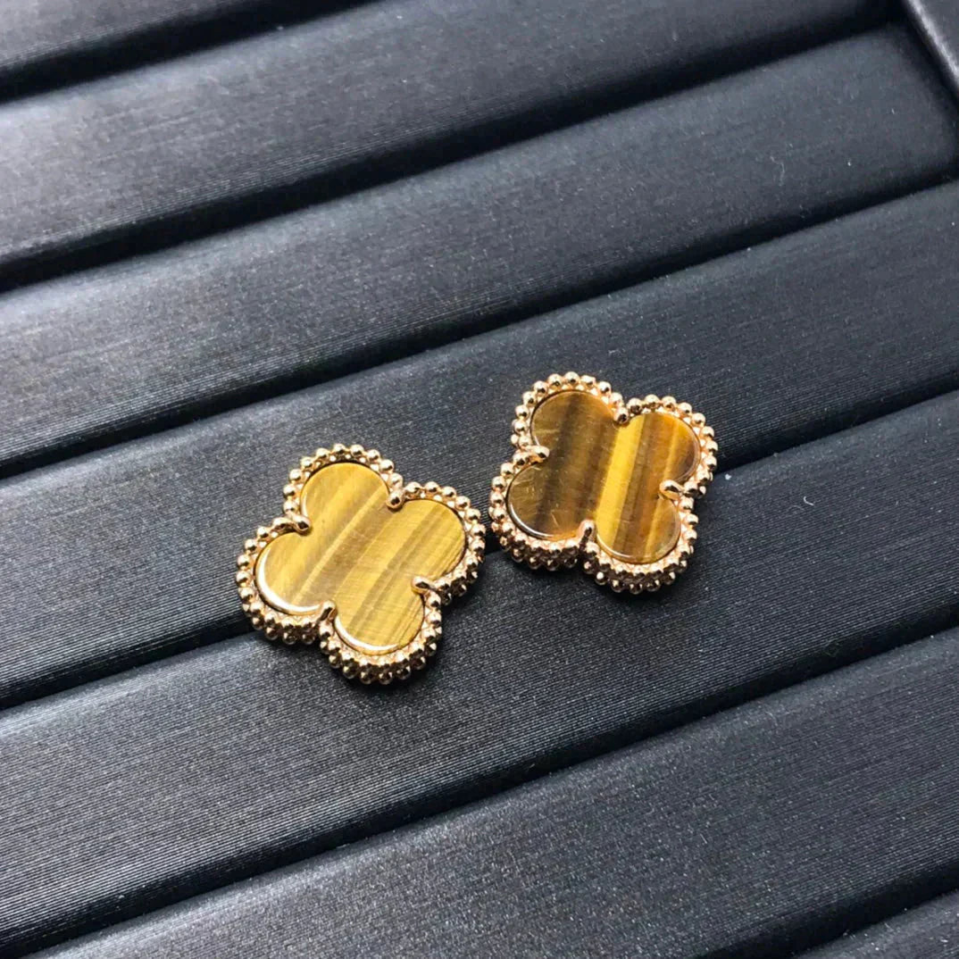 [ROYAL]CLOVER MEDIUM 1 MOTIFS TIGER EYE EARRINGS