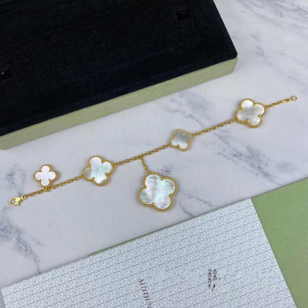 [Royal]MAGIC CLOVER MOP GOLD BRACELET 5 MOTIFS