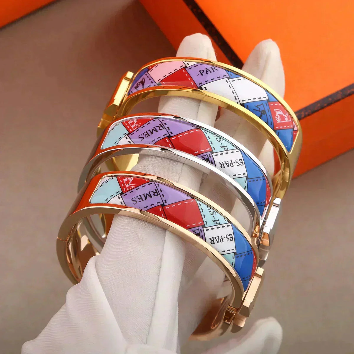 [Royal Jewellery]H BRACELET DOTTED BORDER 12MM