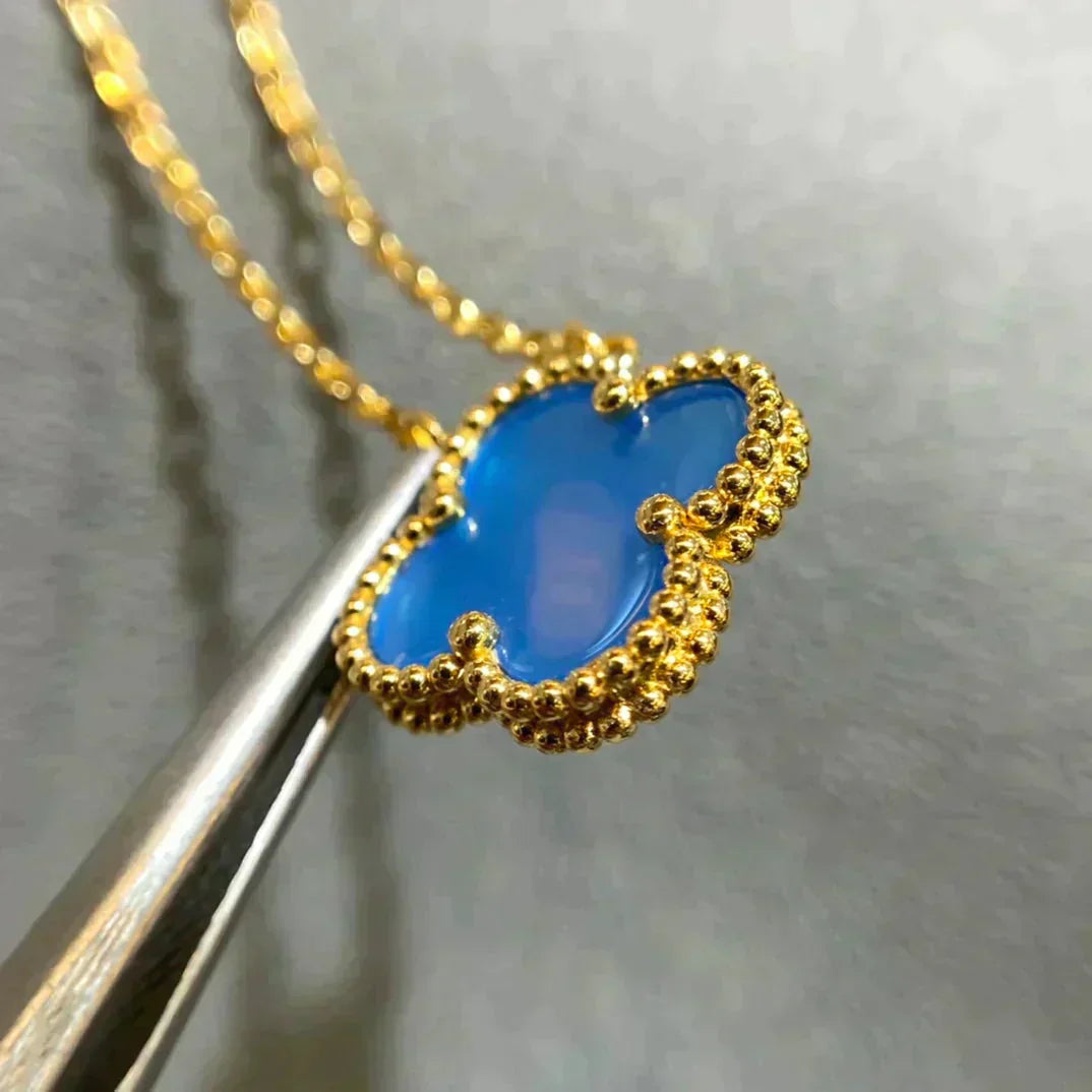 [ROYAL]CLOVER 15MM BLUE AGATE NECKLACE