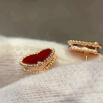 [ROYAL]HEART CARNELIAN STUD EARRINGS