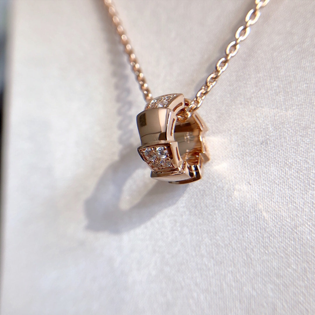 [ROYAL]SERPENTI PEDANT DIAMOND PINK GOLD NECKLACE