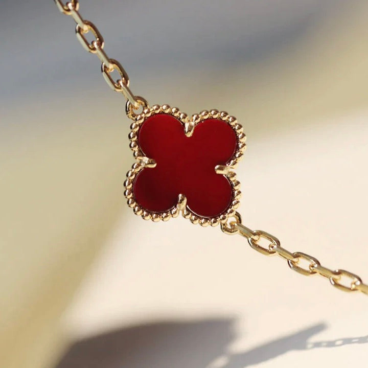 [ROYAL]CLOVER 20 MOTIFS CARNELIAN NECKLACE