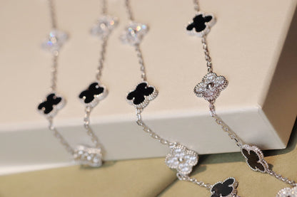 [ROYAL]CLOVER 20 MOTIFS ONYX DIAMOND SILVER