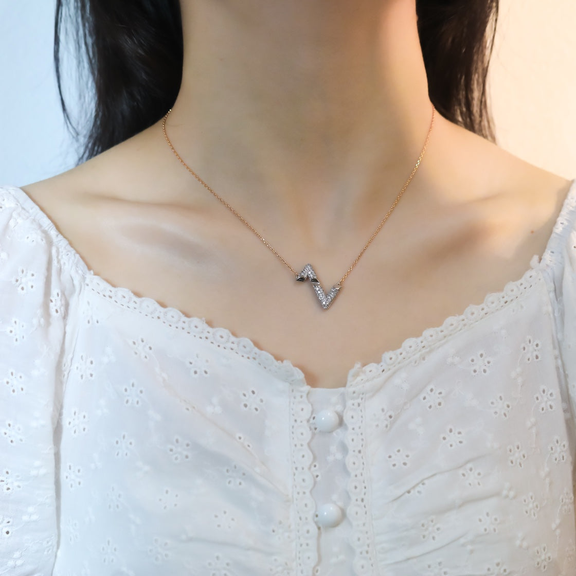 [ROYAL]VOLT SILVER DIAMOND PEDANT NECKLACE