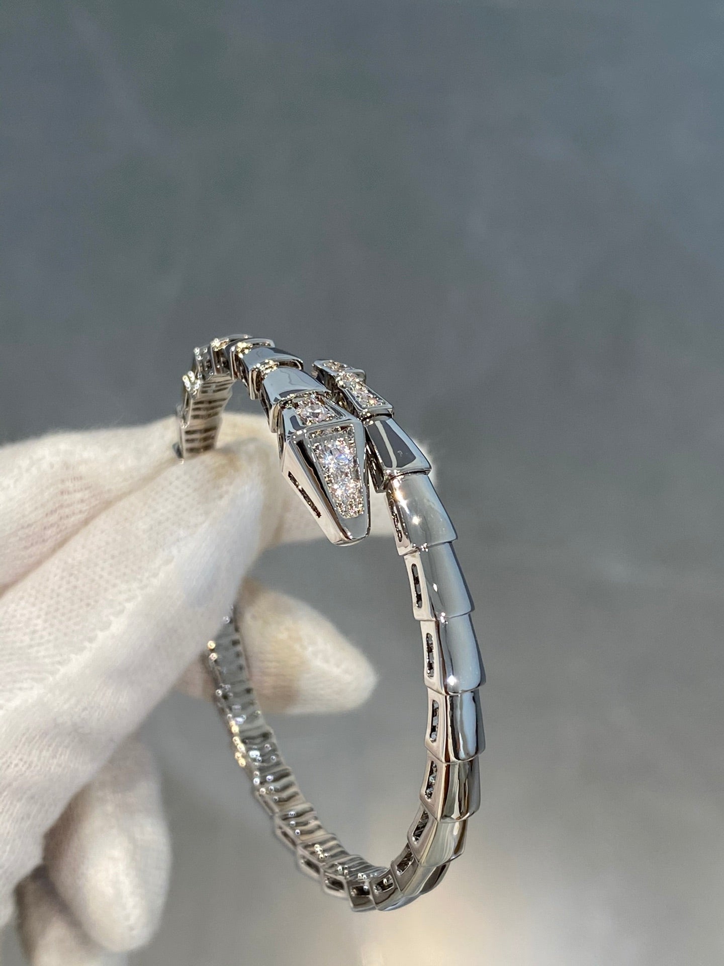 [ROYAL]SERPENTI BRACELET DIAMONDS SILVER