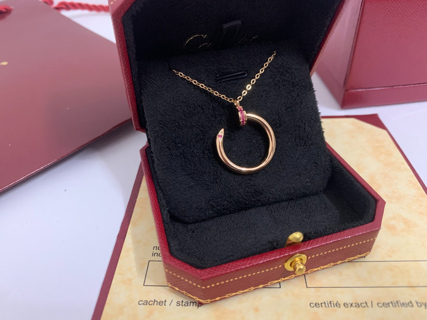 [ROYAL]JUSTE PINK DIAMOND NECKLACE