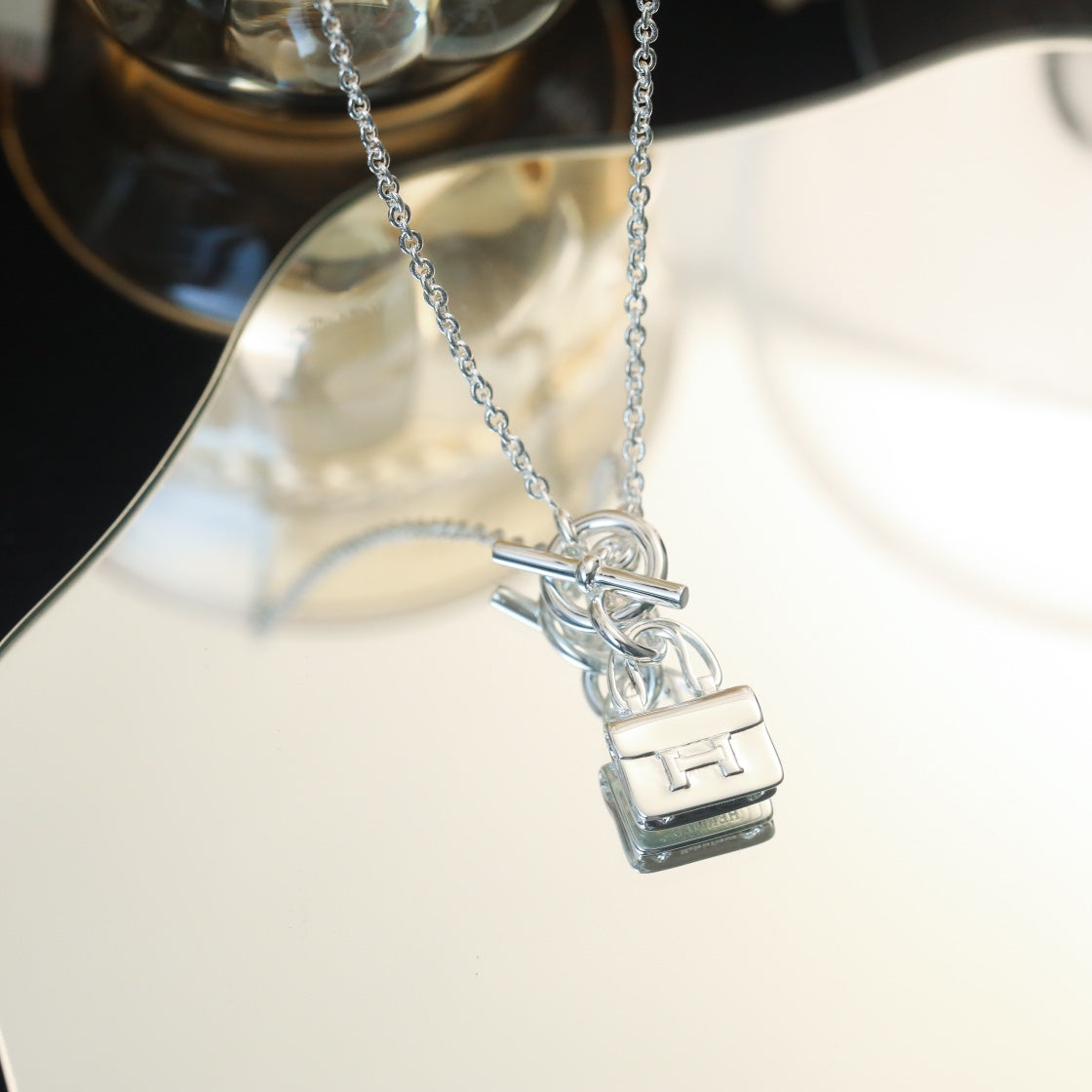 [ROYAL]POP H PEDANT SILVER NECKLACE