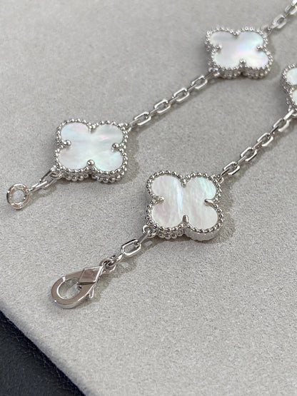 [Royal Jewellery]CLOVER WHITE PEARL MOP 5 MOTIF BRACELET COLLECTION