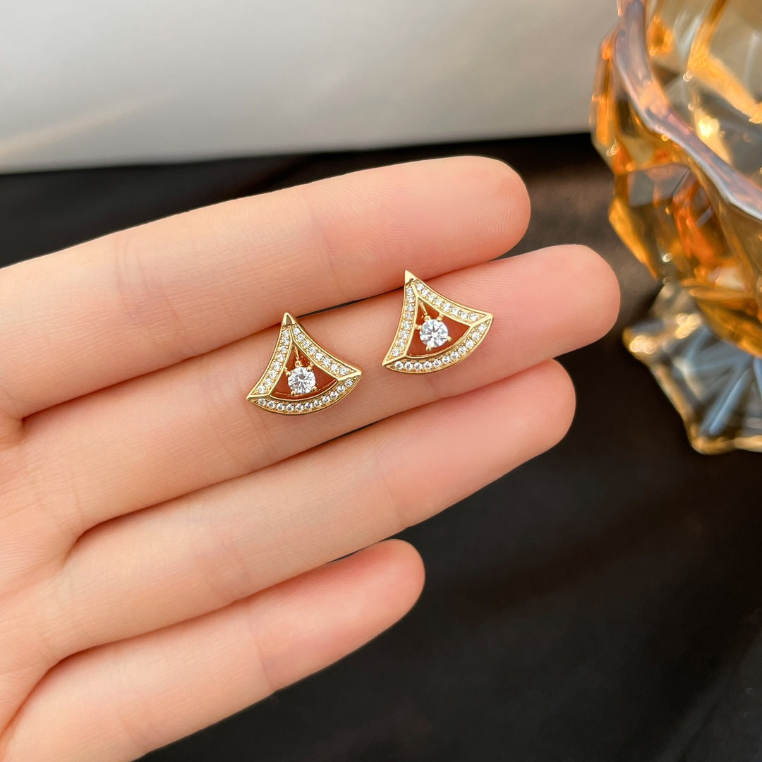 [ROYAL]DREAM MINI DIAMOND STUD EARRINGS