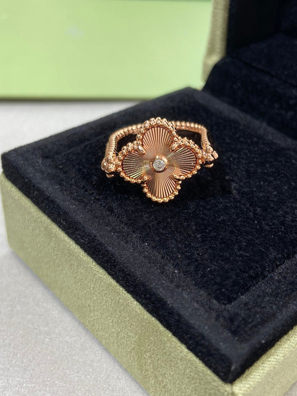 [Royal Jewellery]CLOVER RIVERSIBLE PINK GOLD RING