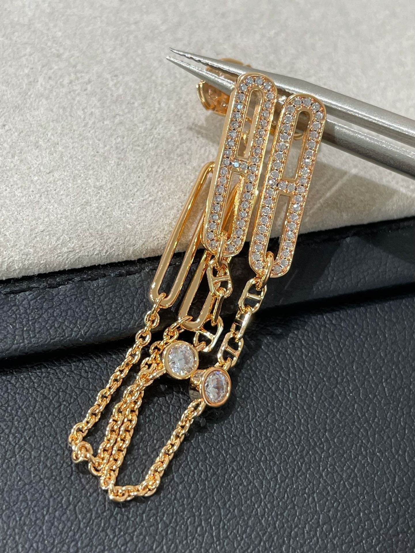 [ROYAL]CHAINE CHAOS DIAMOND DROP EARRINGS