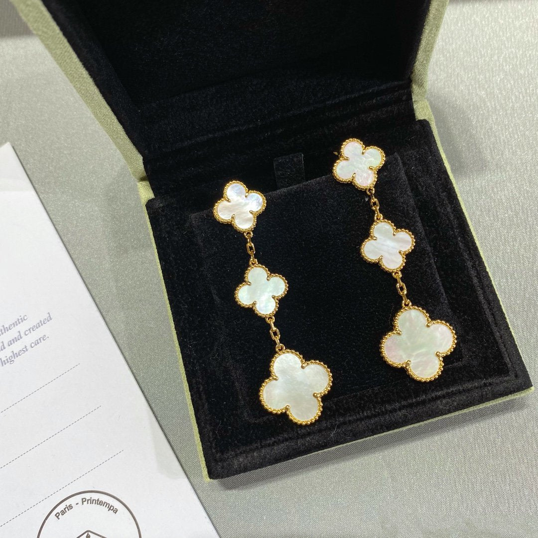 [Royal]CLOVER MOP 3 MOTIFS GOLD EARRINGS