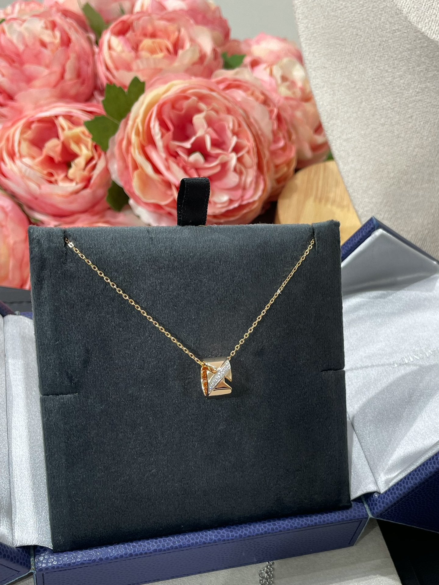 [ROYAL]LIENS EVIDENCE DIAMOND NECKLACE