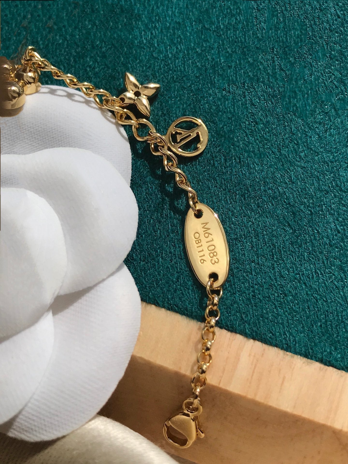 [ROYAL]LV BLOOMING PINK GOLD MOP BRACELET