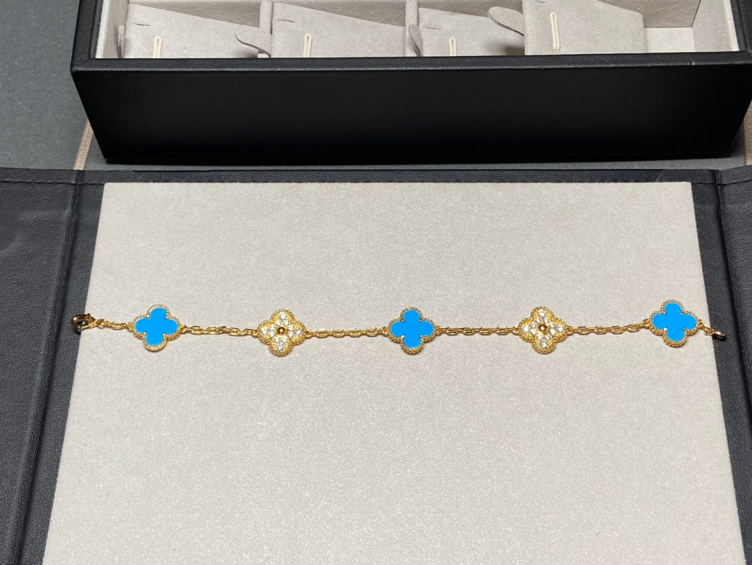 [Royal Jewellery]CLOVER 5 MOTIF BLUE CHALCEDONY DIAMOND GOLD BRACELET