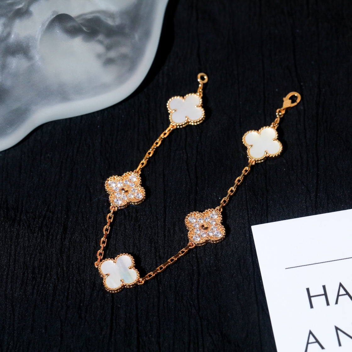 [Royal Jewellery]CLOVER BRACELET 5 MOTIF WHITE MOP DIAMOND