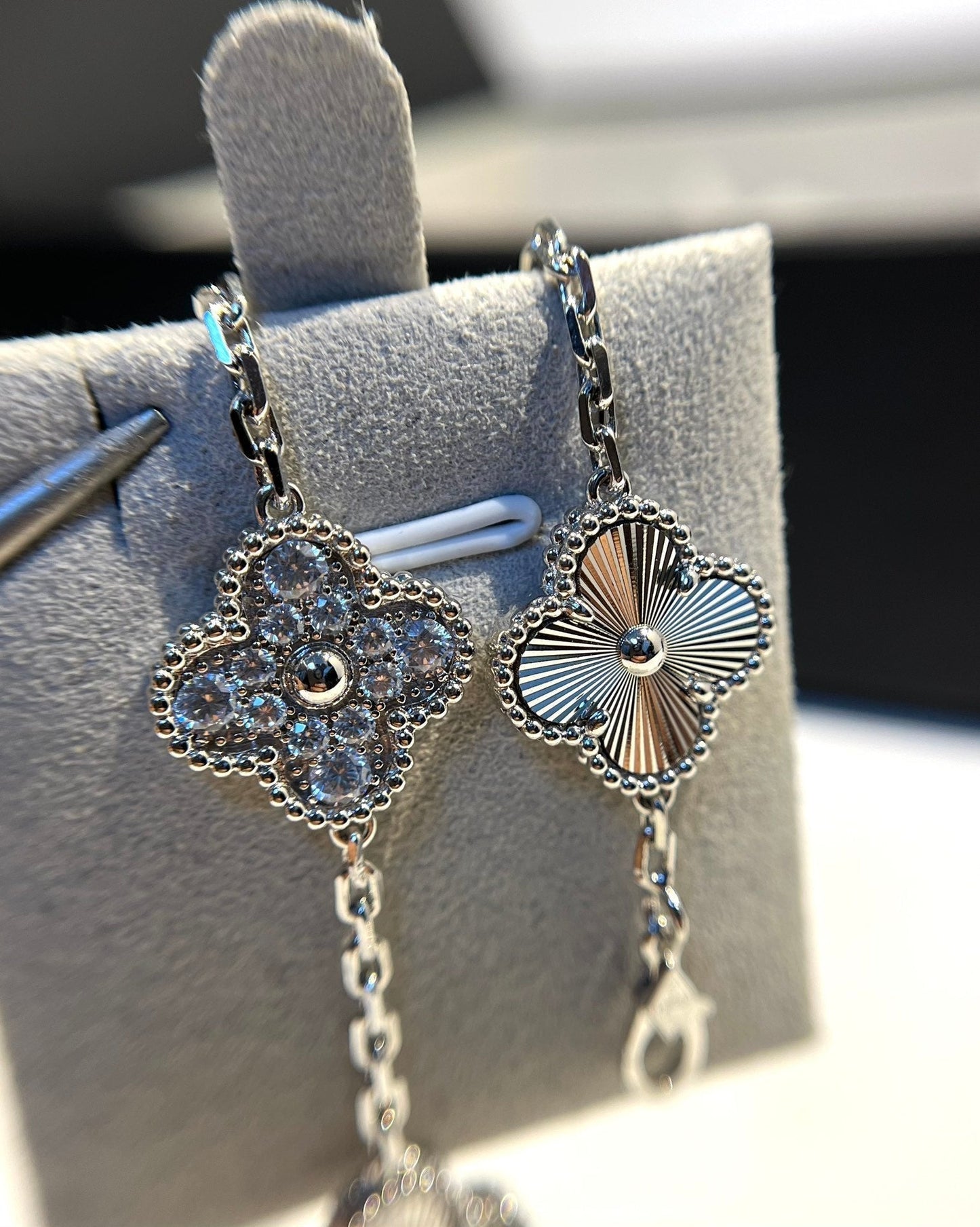 [Royal Jewellery]CLOVER 5 MOTIF SILVER DIAMOND BRACELET