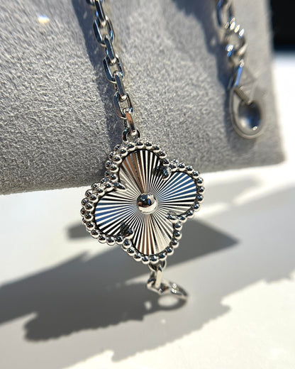 [Royal Jewellery] CLOVER 5 MOTIF LASER BRACELET COLLECTION