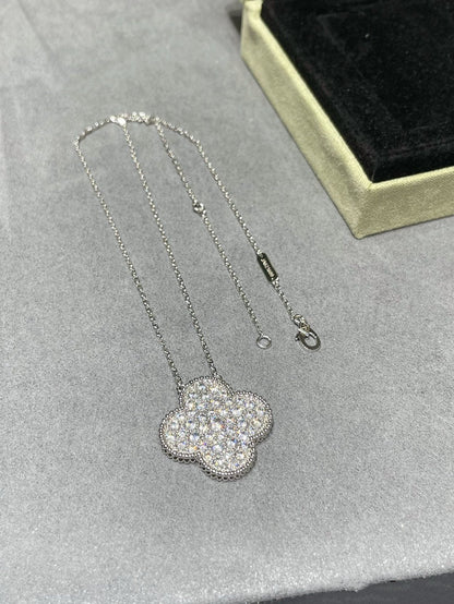 [Royal]CLOVER 25MM LARGE PENDANT DIAMOND PAVED SILVER NECKLACE